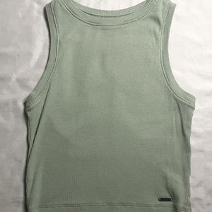 Hollister tank top, very soft!